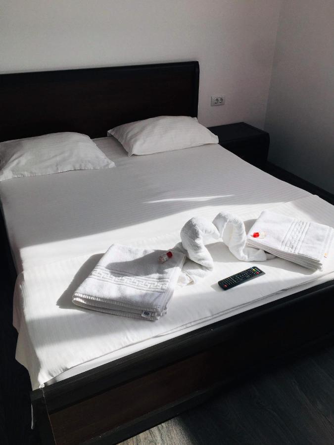 Casa Famous Apartment Iasi Ngoại thất bức ảnh
